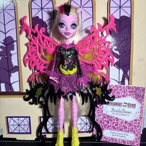 Monster High Bonita Femur “Freaky Fusion” Doll.